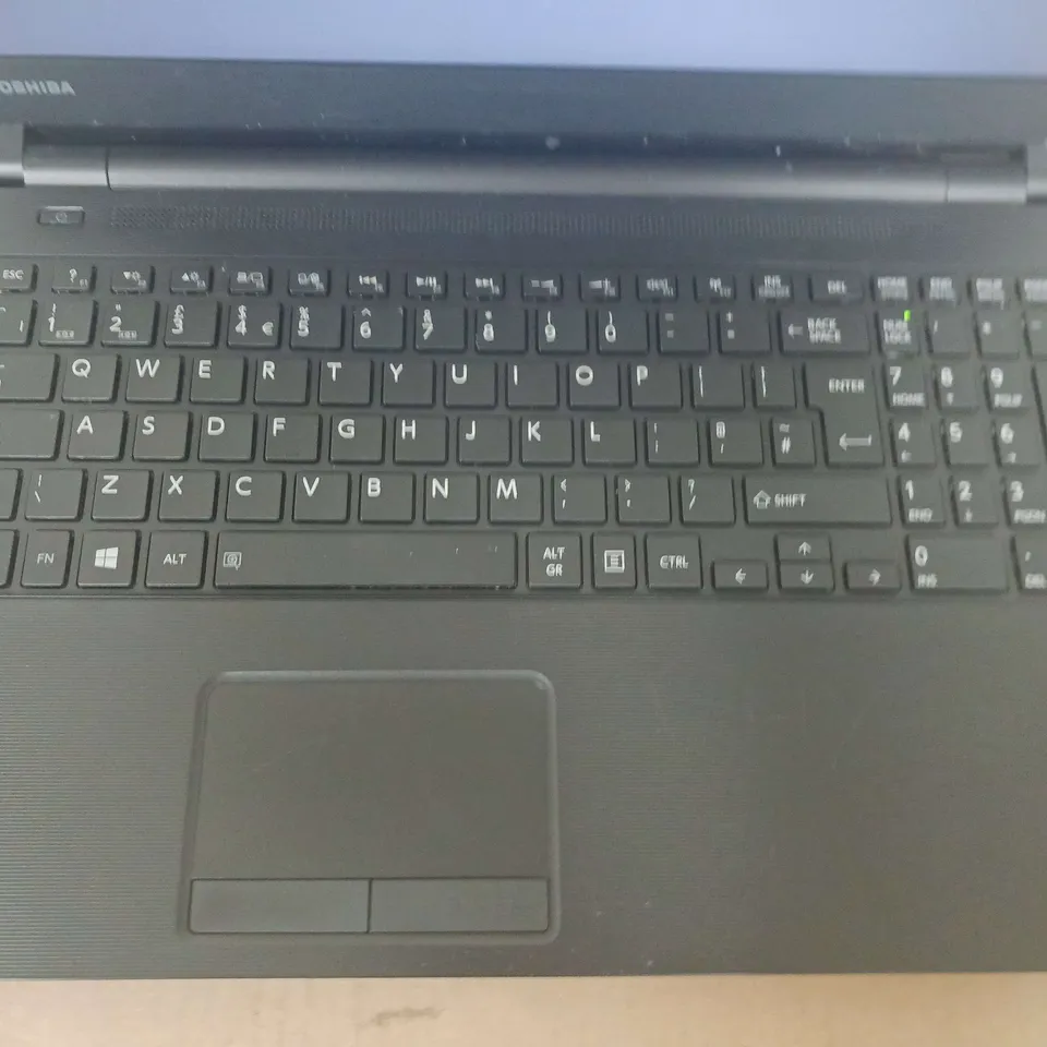 TOSHIBA SATELLITE PRO R50-B 15 INCH	I3-4005U 1.70GHZ