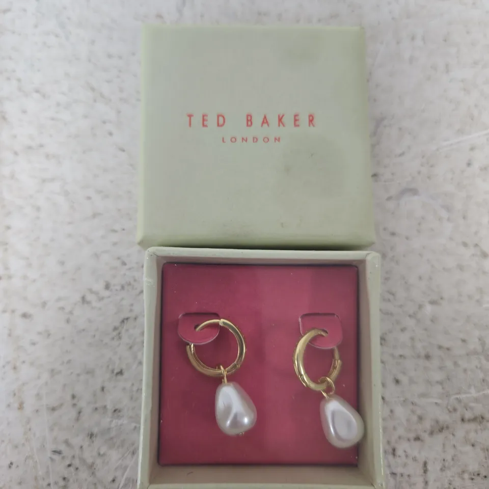 TED BAKER LONDON GOLD-TONE HOOP EARRINGS WITH PEARL DROPS