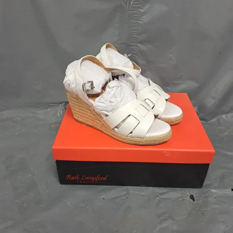 BOXED PAIR OF RUTH LANGSFORD WEDGE PLATFORM SANDALS IN WHITE - SIZE 4