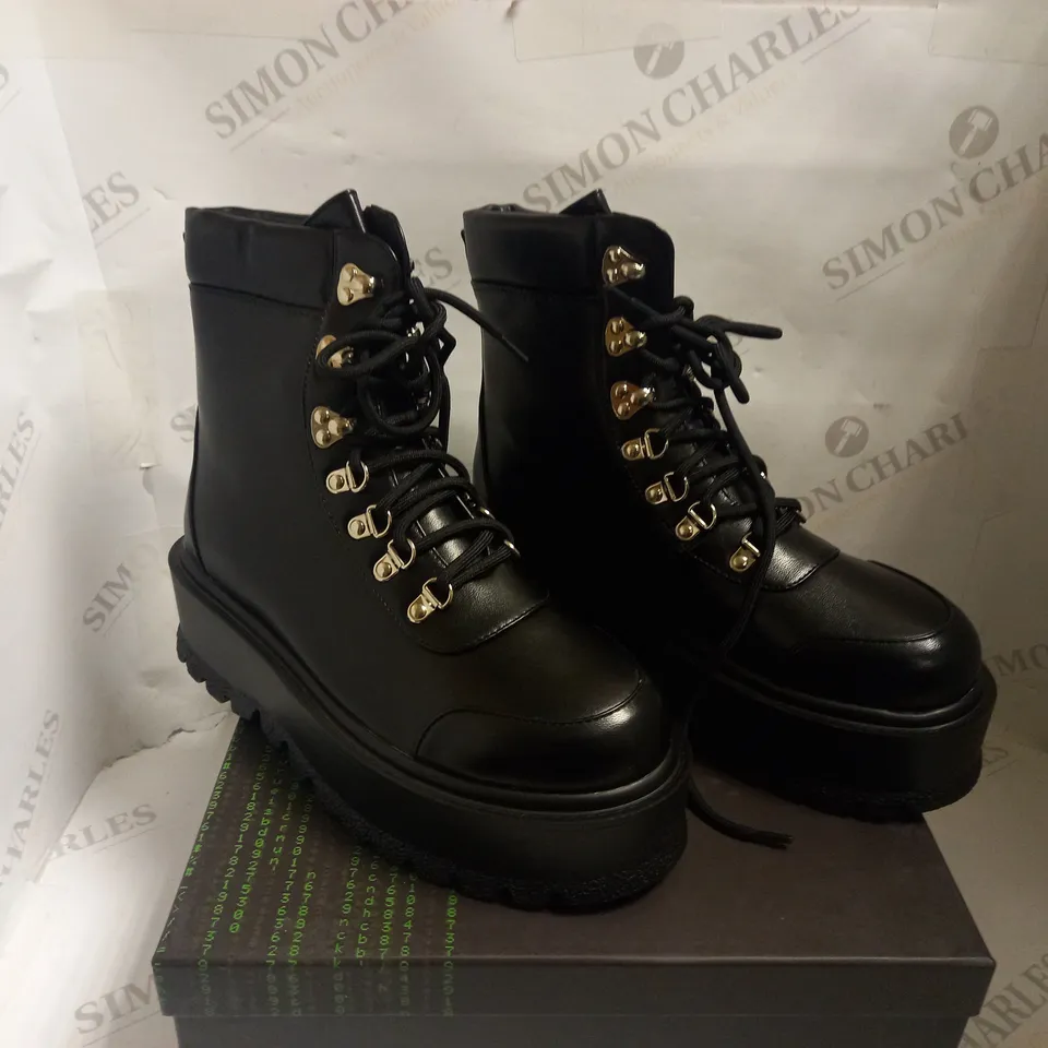 KOI VEGAN HYDRA ALL BLACK MATRIX PLATFORM BOOTS - SIZE 8