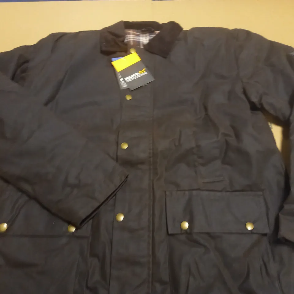 REGATTA PENSFORD WAX JACKET - UK L