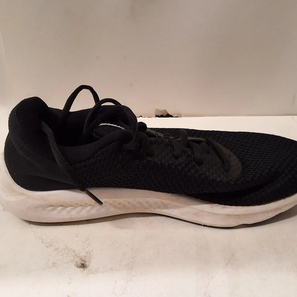 UNDER ARMOUR RUNNING SHOES - BLACK, UK 7.5 (US 8.5) - MEN'S