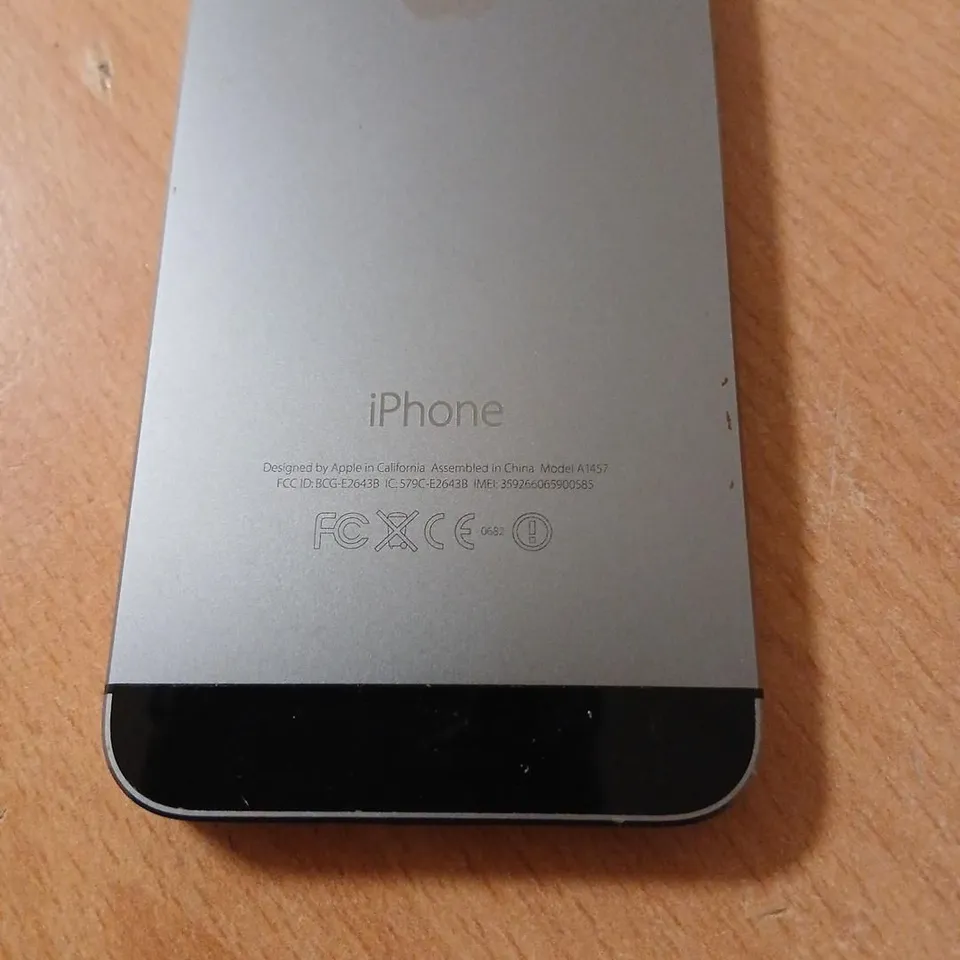 APPLE IPHONE 5 SPACE GREY – NO SIM