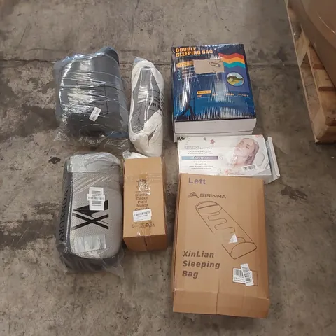 PALLET CONTAINING A VERY LARGE QUANTITY OF ASSORTED PILLOWS AND RELATED BEDDING/COMFORT PRODUCTS ECT