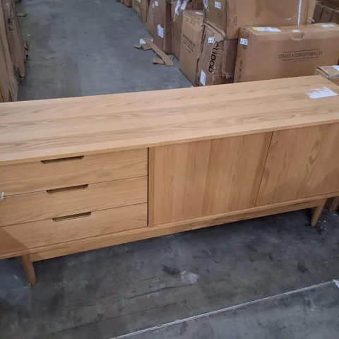 SWYFT SIDEBOARD 01 - OAK