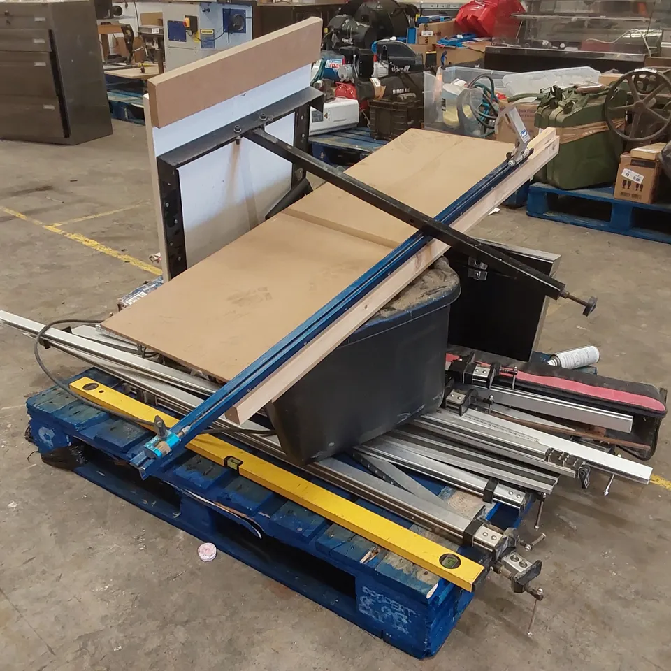 PALLET OF ASSORTED TOOLS/MACHINERY EQUIPMENT ECT