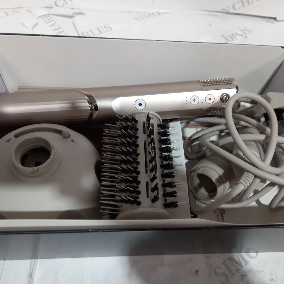 BOXED SHARK FLEX STYLE AIR STYLING AND DRYING SYSTEM