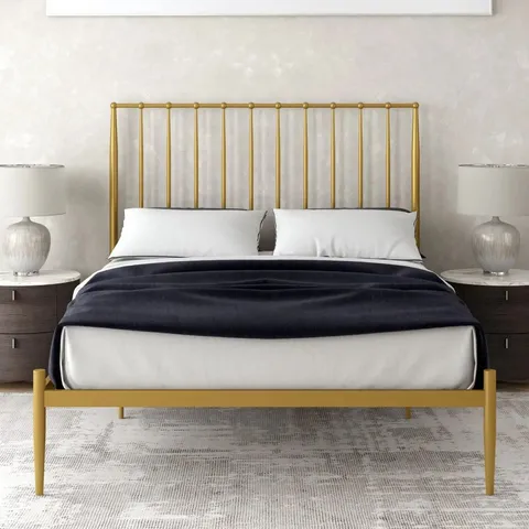 BOXED GIULIA METAL BED - KING SIZE