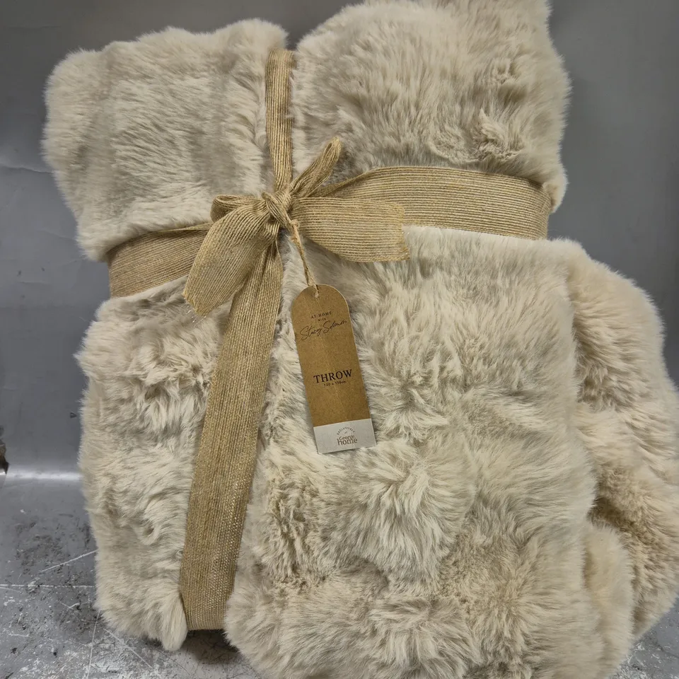 STACEY SOLOMON FLEECED THROW - 120X150CM