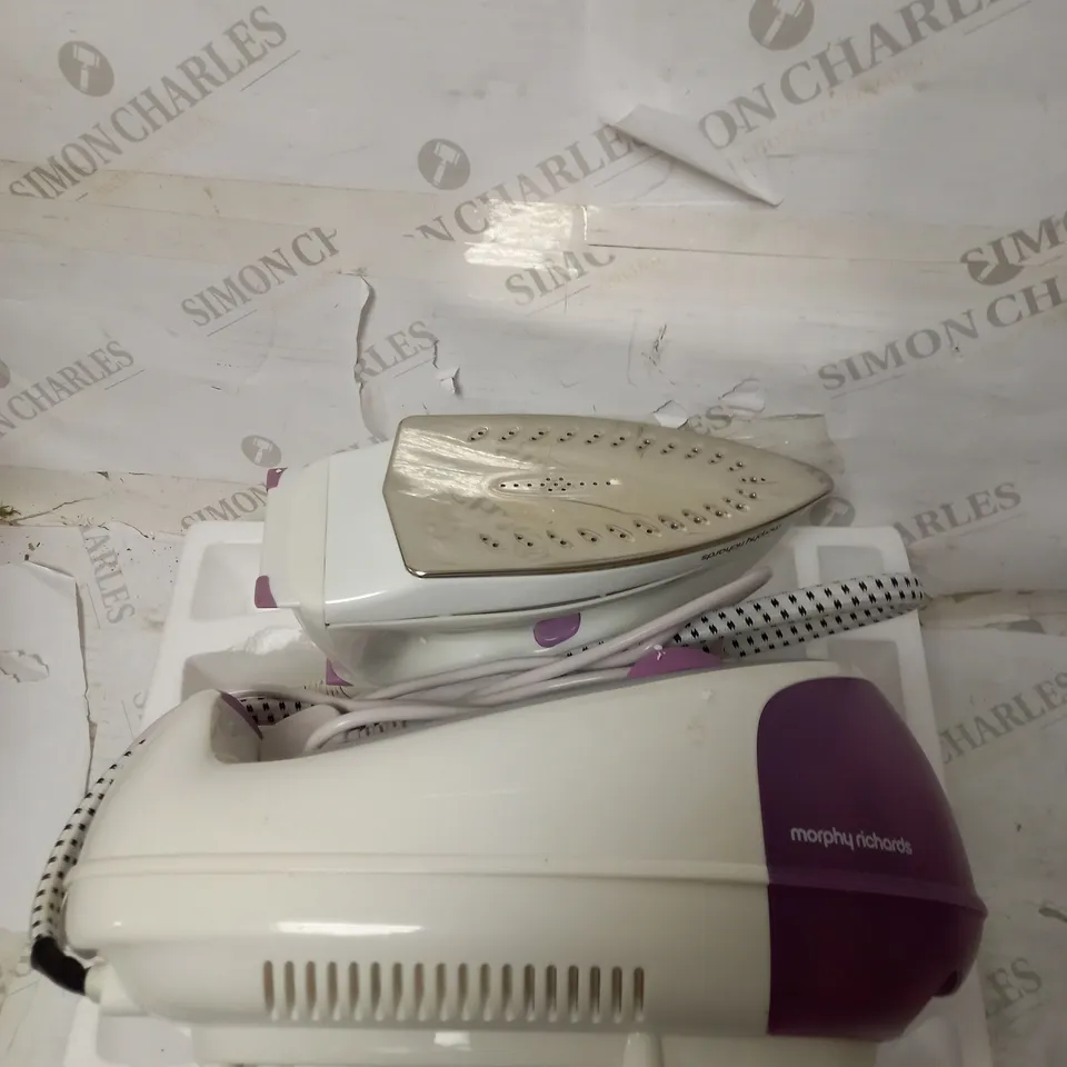 MORPHY RICHARDS JET STEAM GENERATOR IRON 333020 PINK/WHITE
