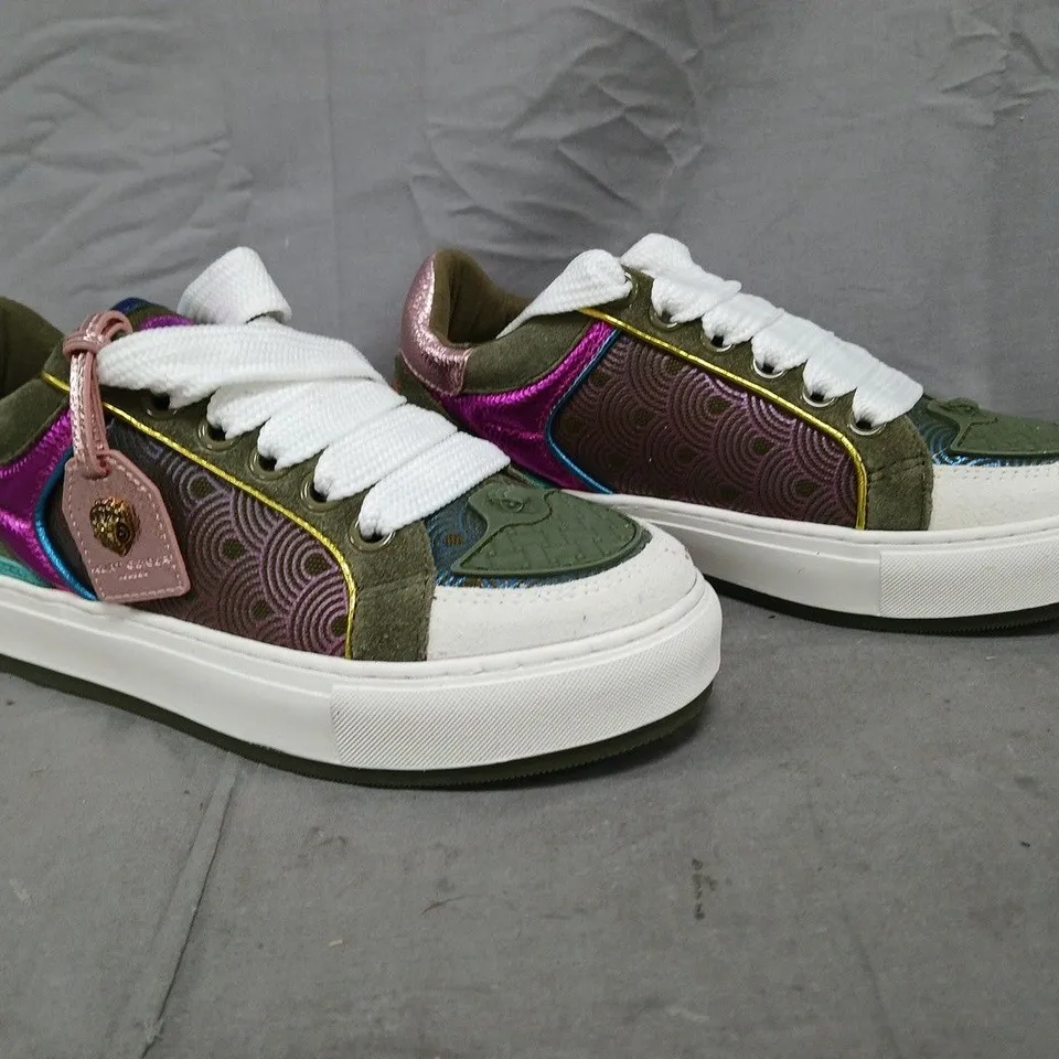 PAIR OF HURT GEIGER SHOES IN DARK SAGE/MULTI SIZE EU 40