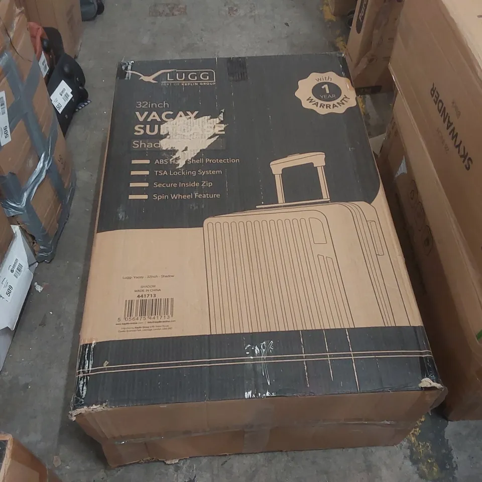 BOXED LUGG VACAY SUITCASE 
