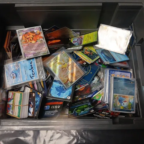 LOT OF ASSORTED COLLECTOR CARDS TO INCLUDE POKEMON, LEAGUE OF LEGENDS AND UFC