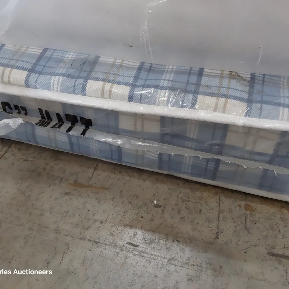 BAGGED 4'6" DOUBLE BLUE CHEQUED MATTRESS 