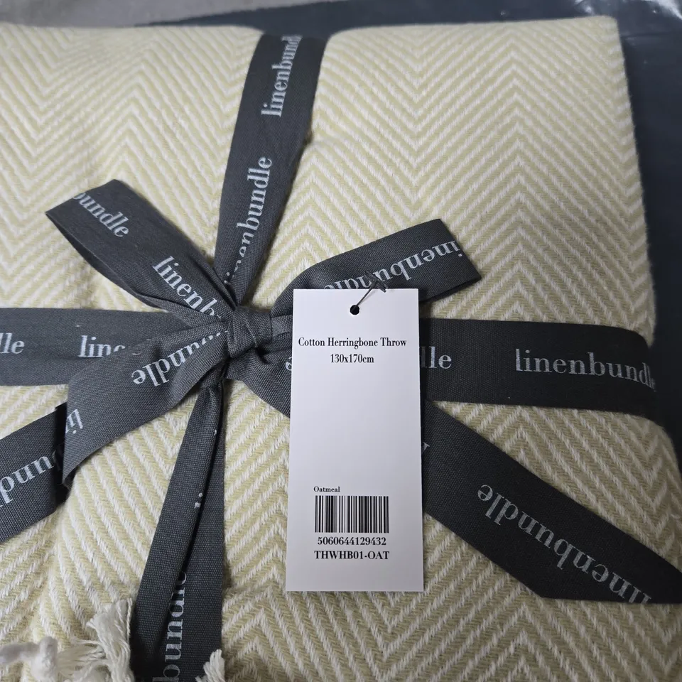 LINENBUNDLE COTTON HERRINGBONE THROW – OATMEAL, 130X170CM