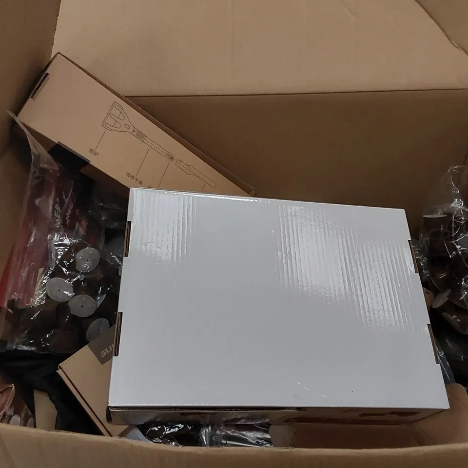 PALLET OF ASSORTED HOUSEHOLD ITEMS AND CONSUMER PRODUCTS. INCLUDES BOOKS, END TABLE, ICE SCRAPERS, PACKS OF MICROFIBRE CLOTHS ETC