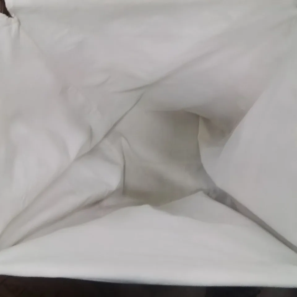 LAUNDRY HAMPER WITH HANDLES