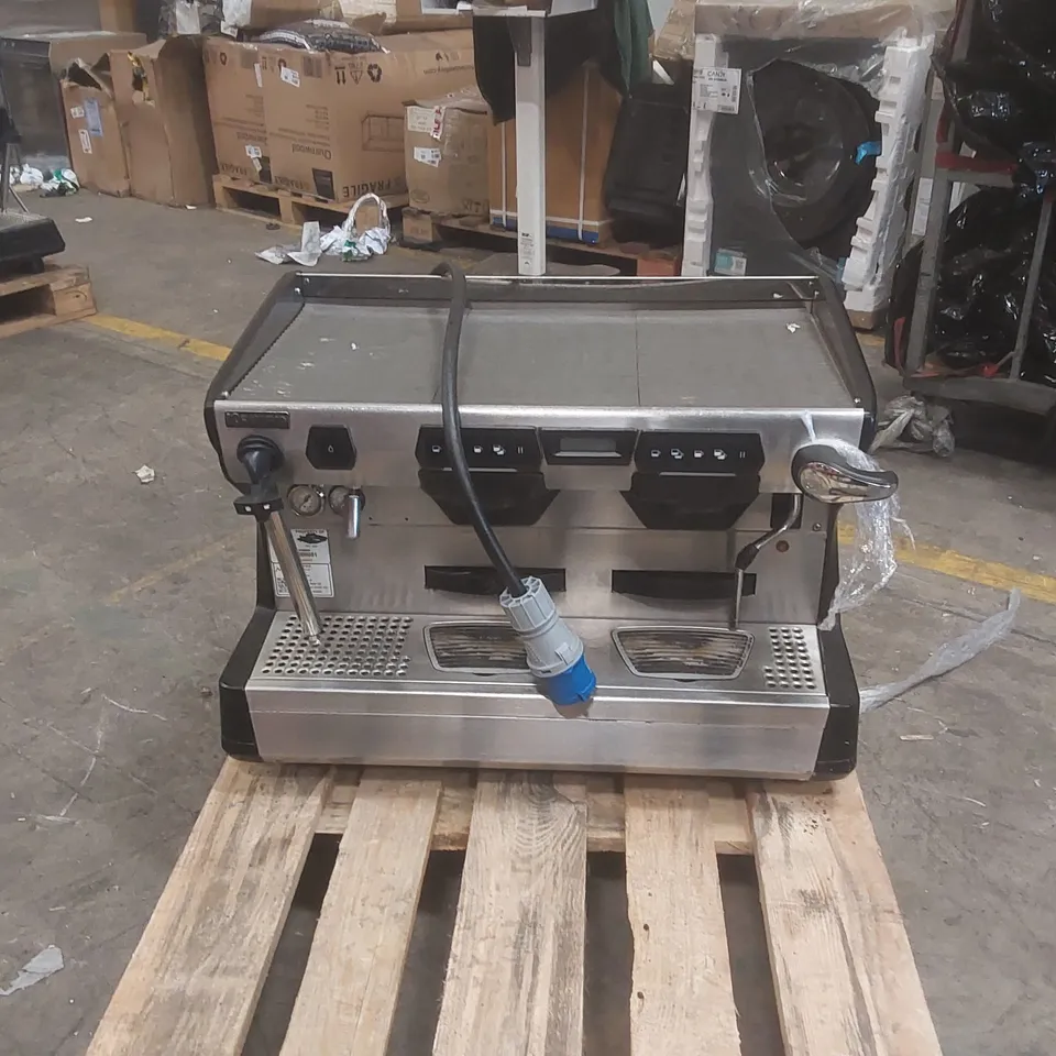 RANCILIO CLASSE 7 COMMERCIAL 2 GROUP COFFEE MACHINE