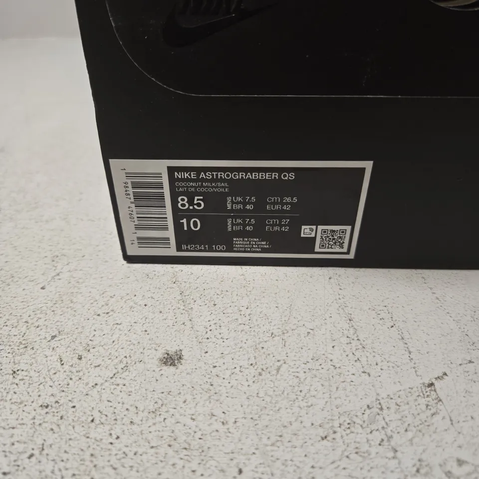 NIKE ASTROGRABBER QS SNEAKERS – COCONUT MILK/SAIL, UK 7.5