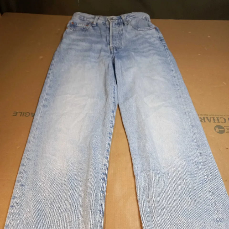 LEVIS STRAUSS DENIM JEANS SIZE 25
