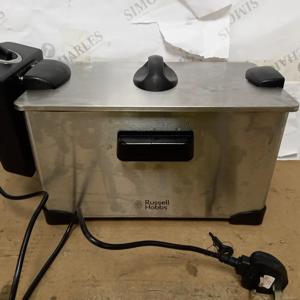 RUSSELL HOBBS 19771 DEEP FAT FRYER, STAINLESS STEEL