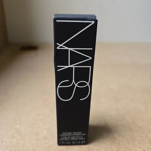 NARS NATURAL RADIANT LONGWEAR FOUNDATION - BOXED - 30ML