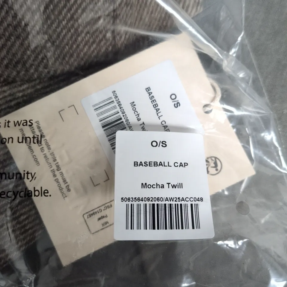 ME+EM BASEBALL CAP – MOCHA TWILL, O/S