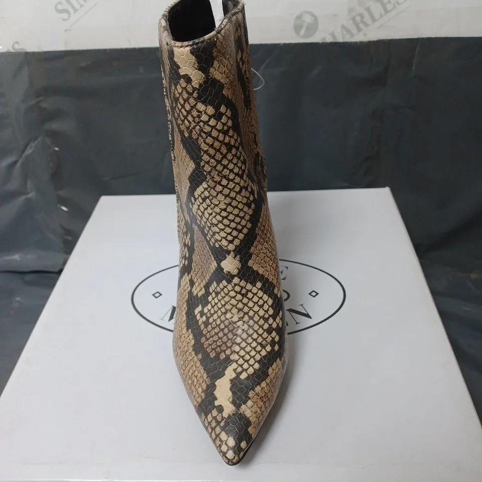 BOXED PAIR OF STEVE MADDEN SNAKE PRINT ANKLE BOOTS SIZE 36