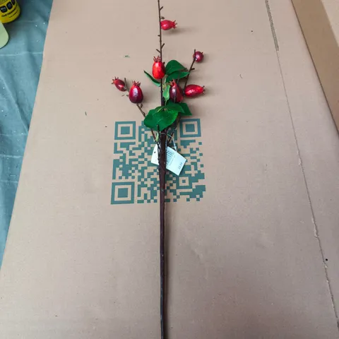 GISELA GRAHAM LONDON CHRISTMAS DECORATIVE BRANCH OF RED BERRY STEM WITH GREEN LEAVES - BOX OF 12PCS 