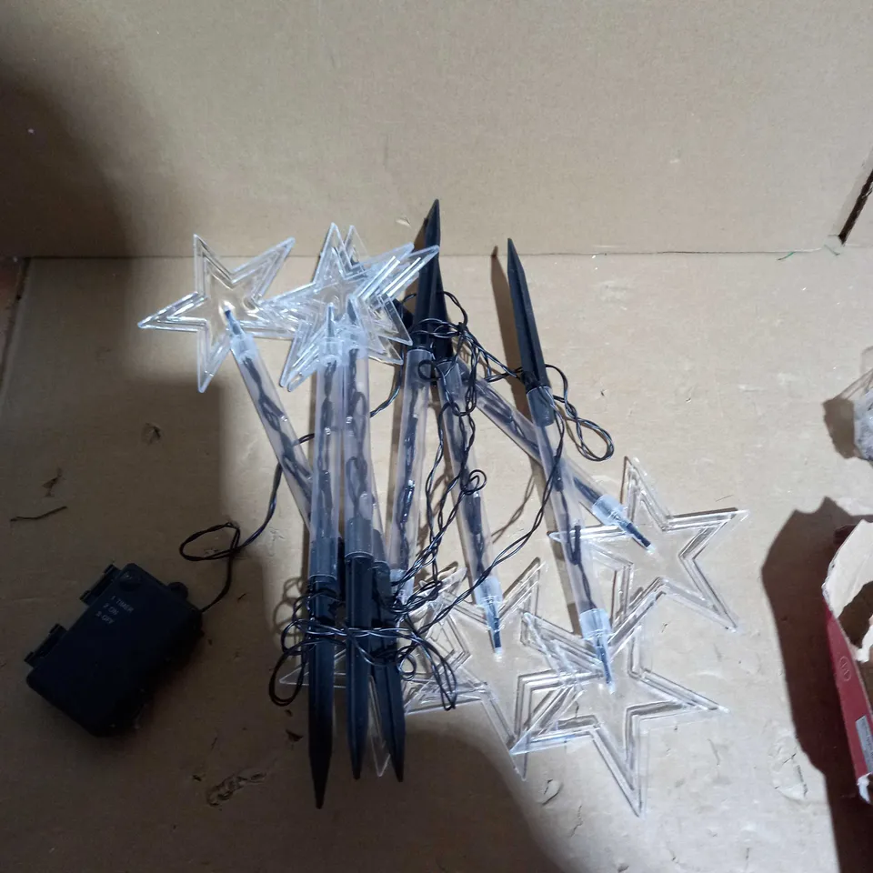 STAR DECORATION GARDEN STAKES RRP £17.99
