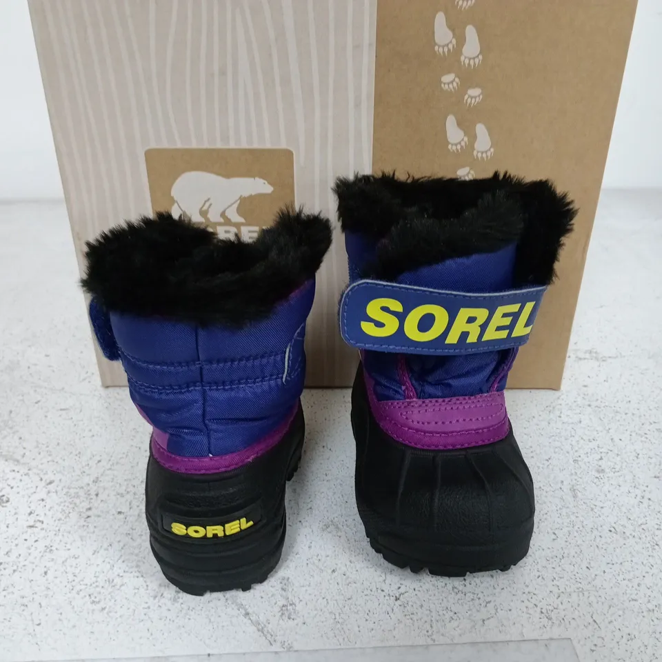 BOXED PAIR OF SOREL TODDLER SNOW COMMANDER BOOTS IN PURPPLE/BLACK - UK 3