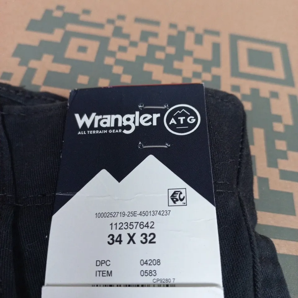WRANGLER ATG ALL TERRAIN GEAR MEN'S TROUSERS – UK 34 X 32