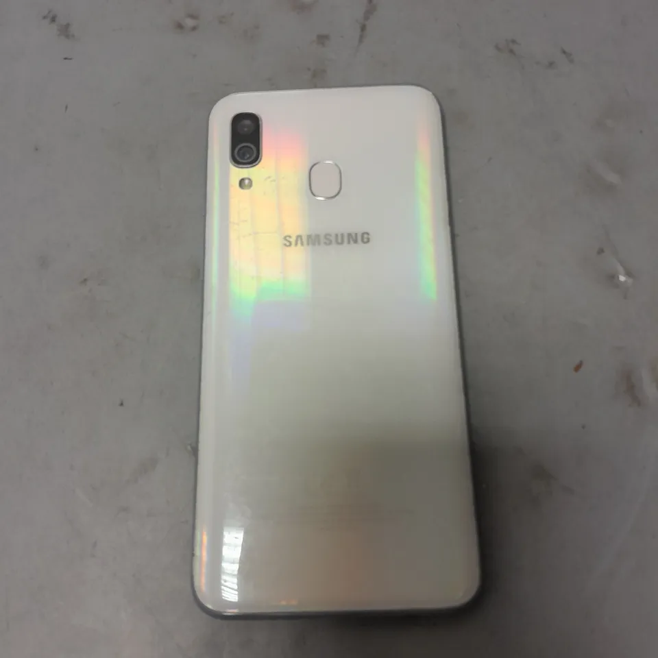 SAMSUNG GALAXY A40 WHITE 