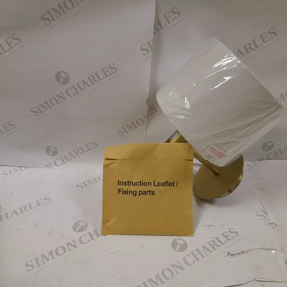 SPINDLE SINGLE ARM WALL LIGHT