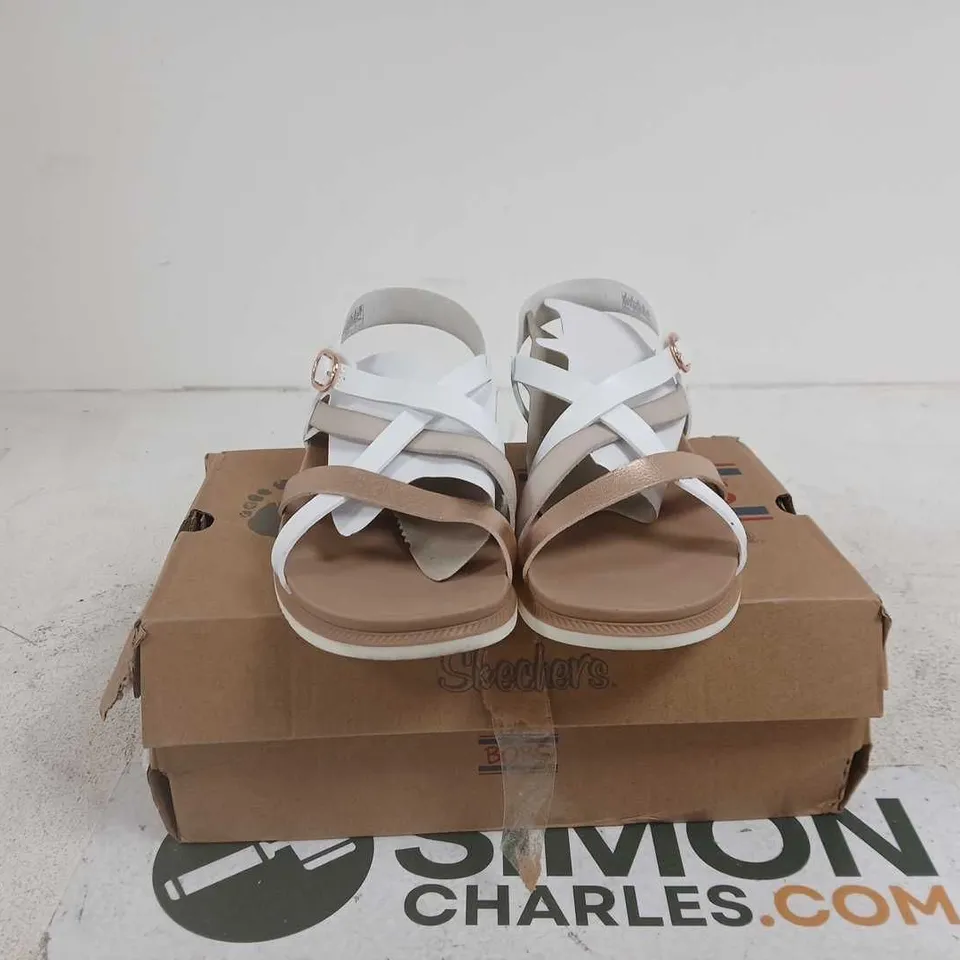 SKECHERS BOBS SANDAL WHITE SIZE 6 BOXED