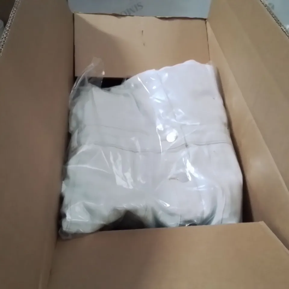 BOXED BRAND NEW APPROXIMATELY 2 SIMPLY BE DENIM PLAYSUIT SIZE 28