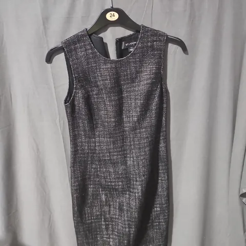 ST. JOHN WOMEN'S TWEED SLEEVELESS DRESS, LABEL SHOWS SIZE 4  – BLACK & SILVER