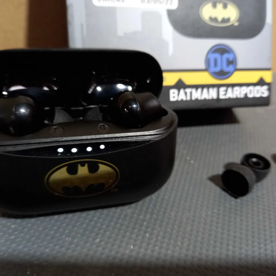DC BATMAN WIRELESS EARPODS 