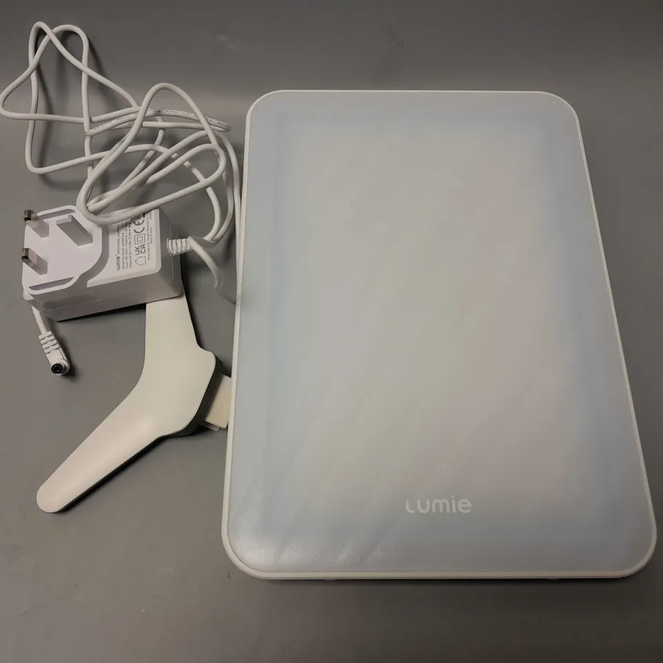 BOXED LUMIE VITAMIN L LIGHT