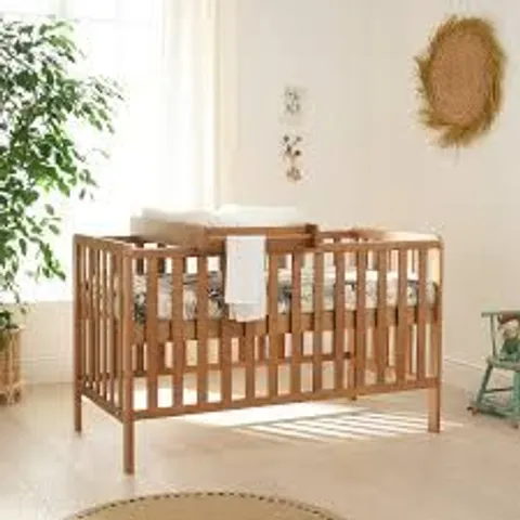 BOXED TUTTI BAMBINI MALMO COT BED WITH COT TOP CHANGER - OAK FINISH (1 BOX)