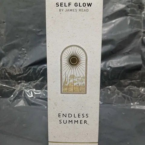 SELF GLOW BY JAMES READ - ENDLESS SUMMER GRADUALTAN MOISTURISER - 200ML
