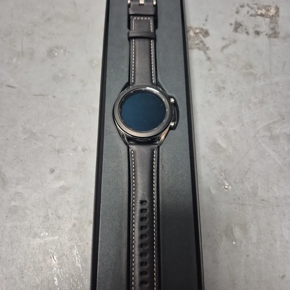 SAMSUNG GALAXY WATCH 3 