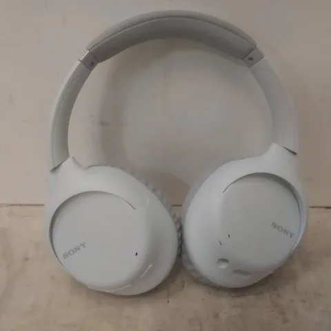 BOXED SONY WIRELESS NOISE CANCELLING STEREO HEADPHONES