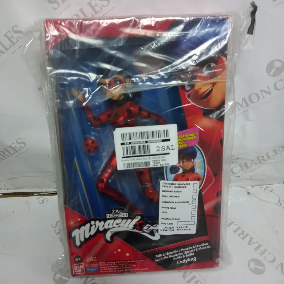 MIRACULOUS TALK'N' SPARKLE FEATURE DOLL