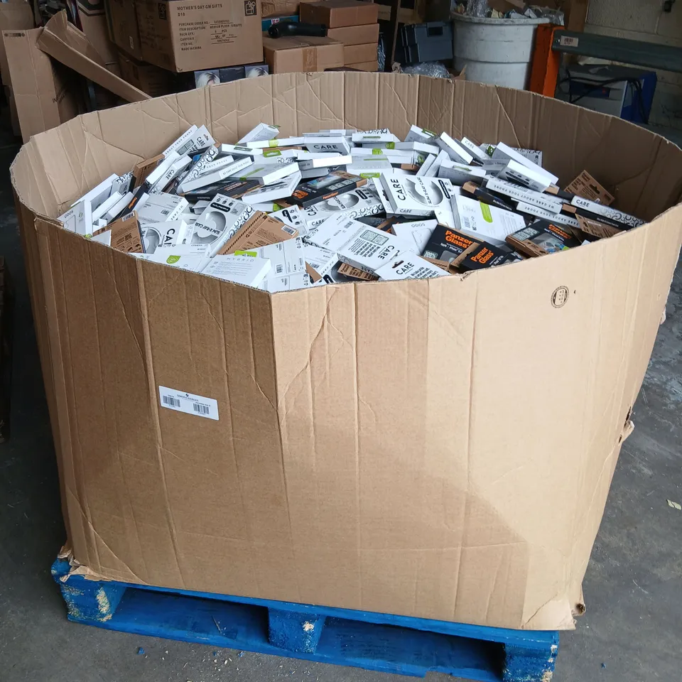 PALLET OF ASSORTED MOBILE PHONE CASES TO INCLUDE; PANZER AND CARE