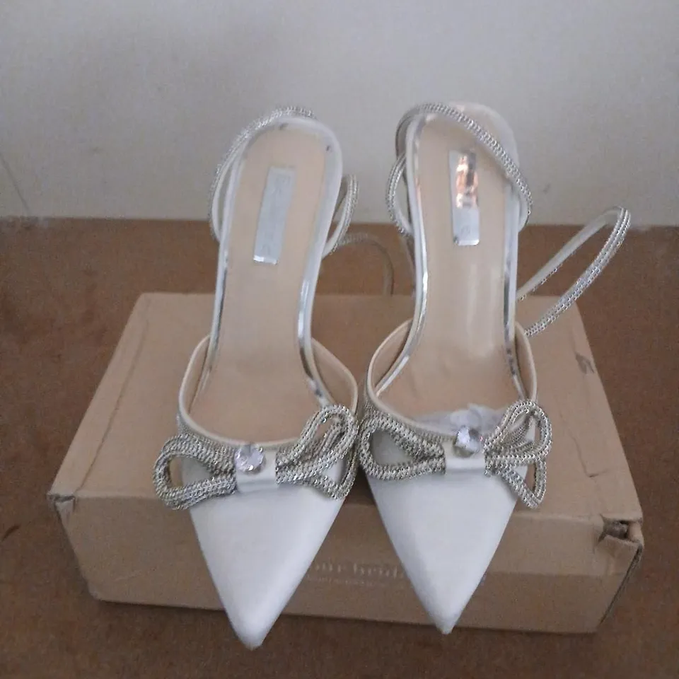BE MINE WIDE FIT BRIDAL SHOES BY ARMELA – WHITE SATIN, DIAMANTE BOW, UK 5