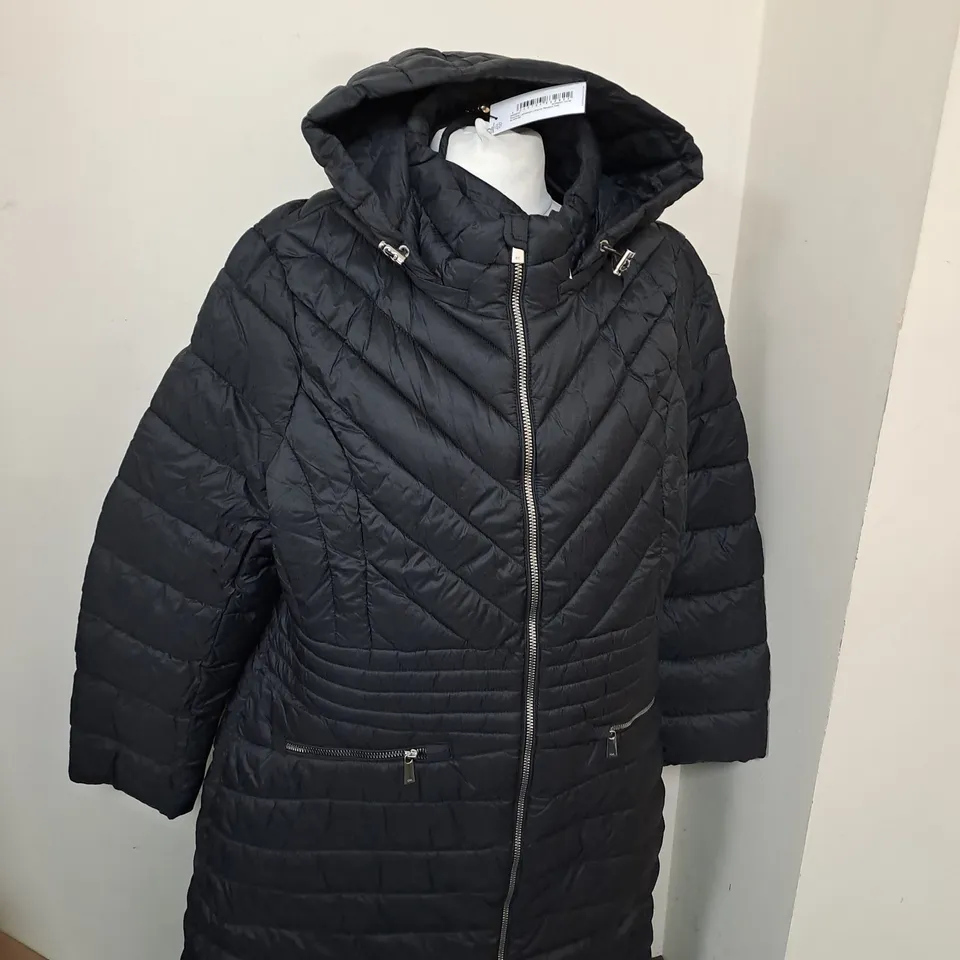 KAREN MILLEN PLUS SIZE LIGHTWEIGHT PACKABLE COAT SIZE 20
