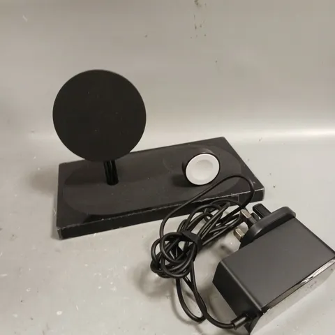 BOXED BELKIN BOOST CHARGE 3-IN-1 WIRELESS CHARGING STAND FOR APPLE PRODUCTS