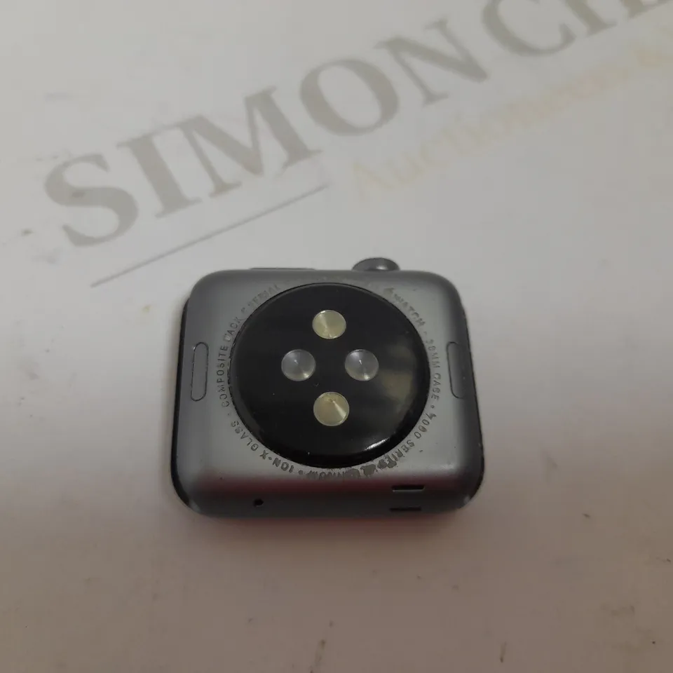 APPLE WATCH 7000 SERIES - BLACK/GREY