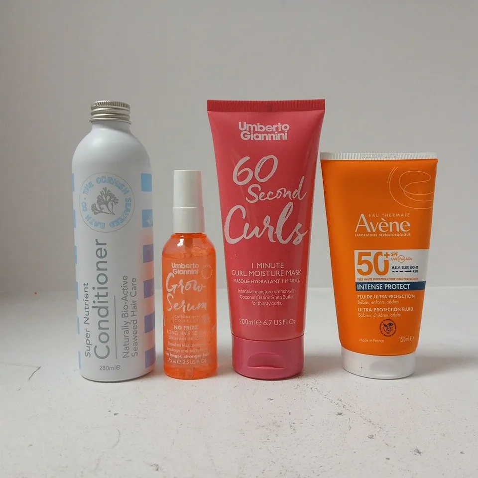 APPROXIMATELY 20 ASSORTED COSMETIC ITEMS INCLUDING VARIOUS MAKES AND BRANDS - COLLECTION ONLY